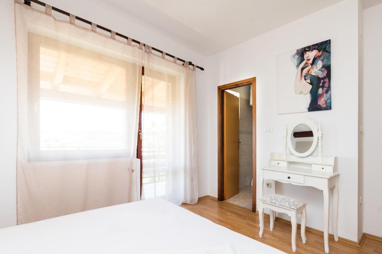 Apartman Petelin Novigrad Istria Kültér fotó