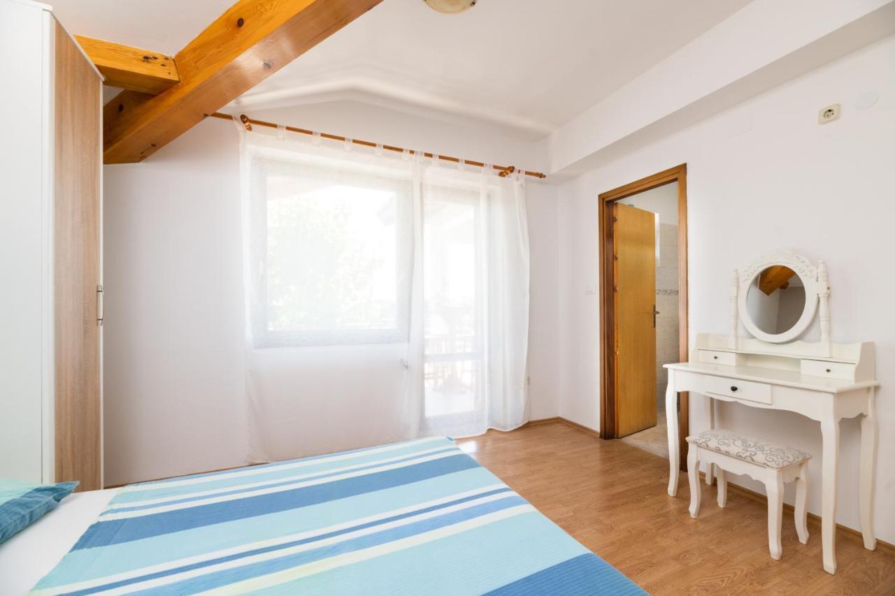 Apartman Petelin Novigrad Istria Kültér fotó