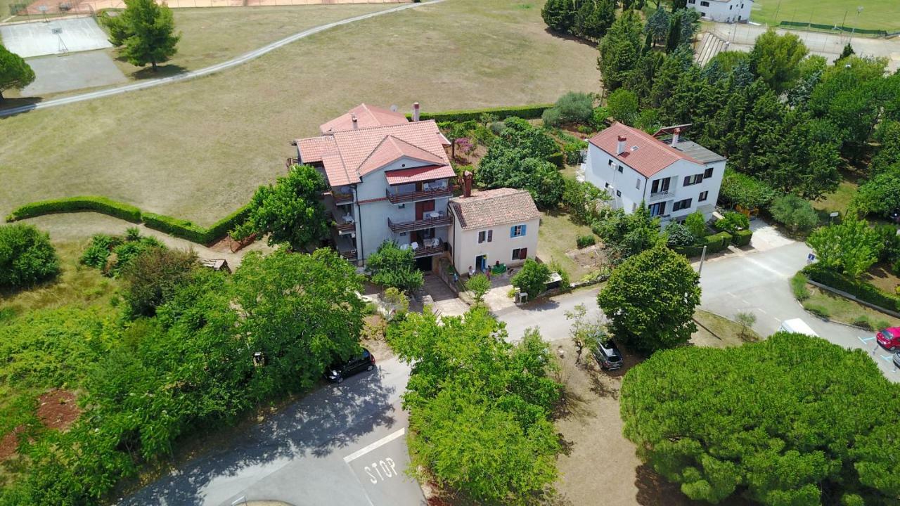 Apartman Petelin Novigrad Istria Kültér fotó